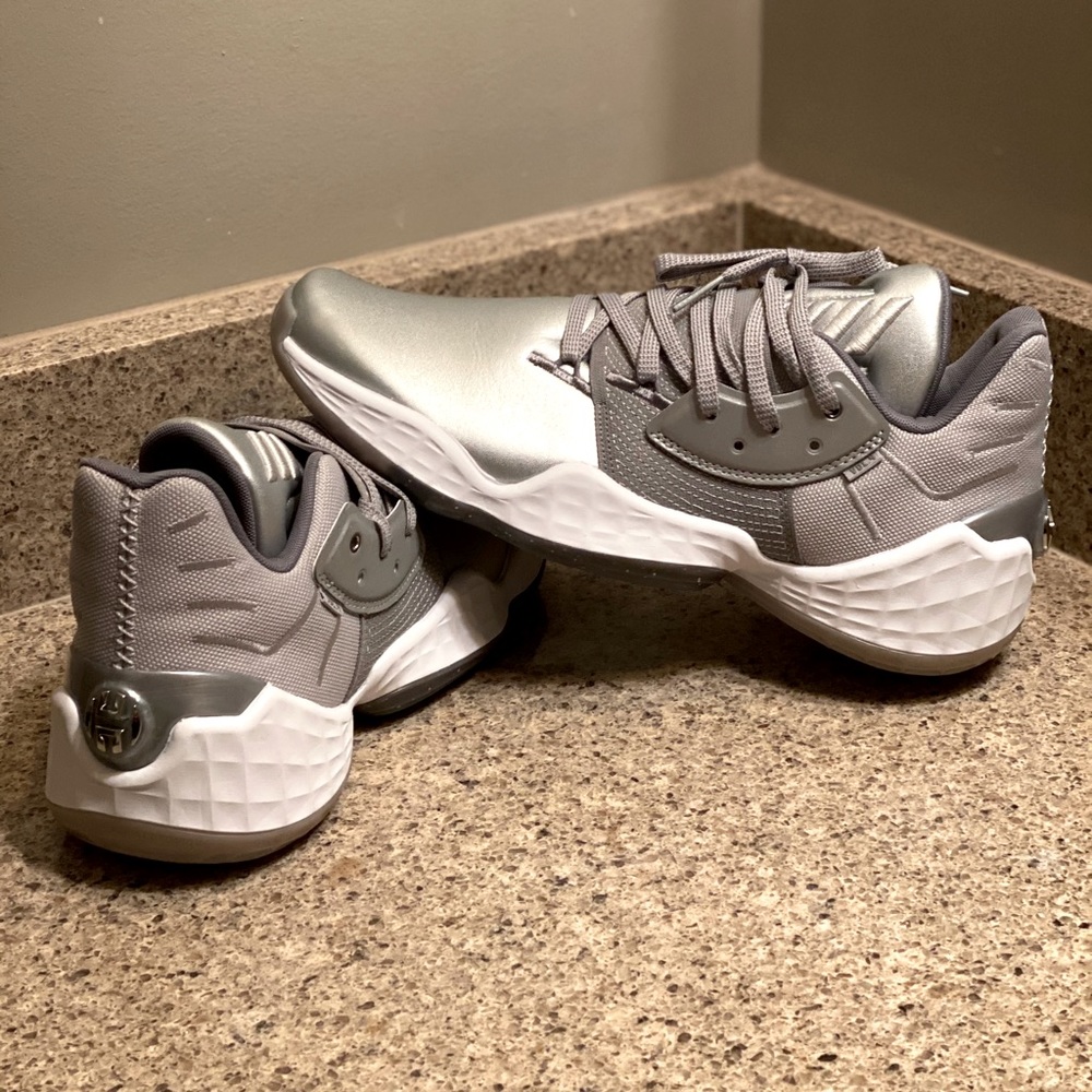 Adidas Harden Vol. 4s: Size 10.5